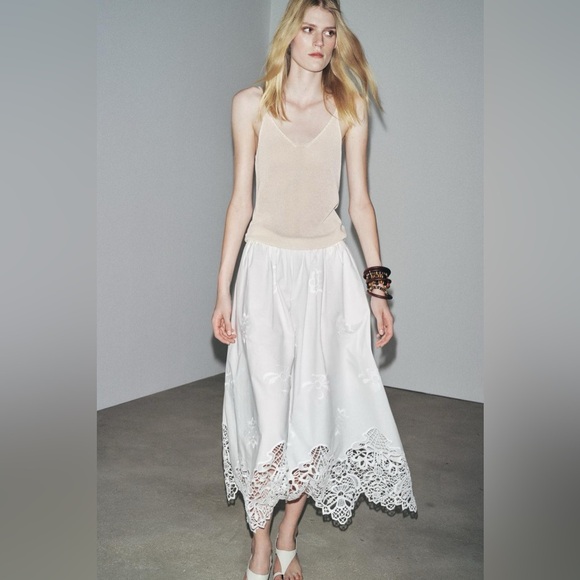 ZARA NWT $119 WOMAN SS25 ZW COLLECTION EMBROIDERED MIDI SKIRT WHITE | 6303/041 - Picture 6 of 14